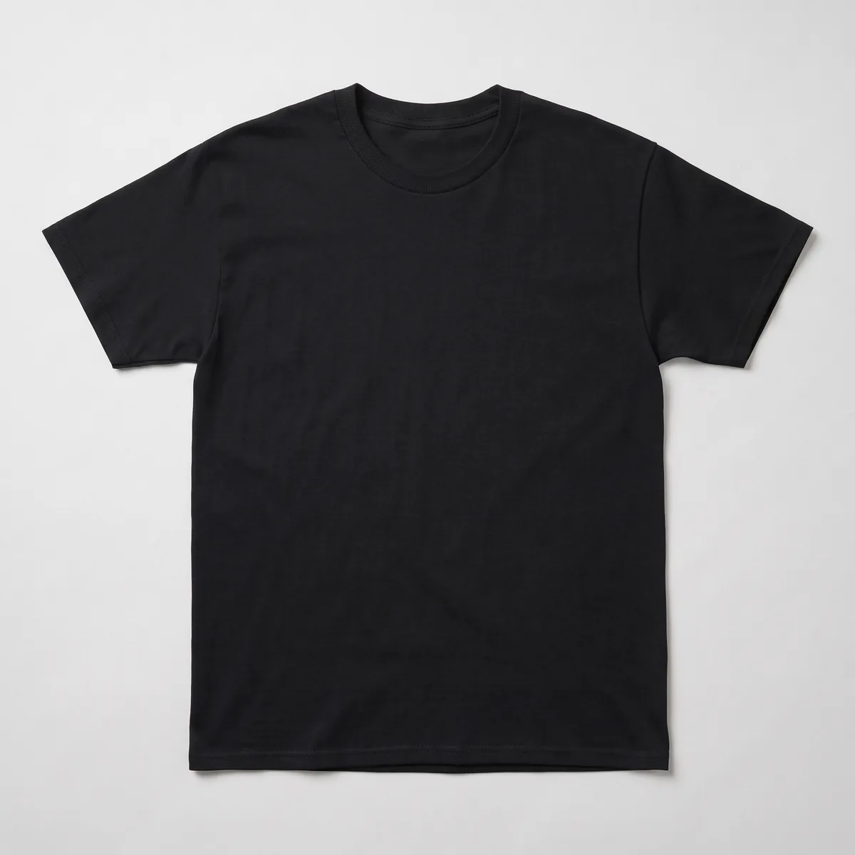 Playera adulto unisex negra, vista de frente